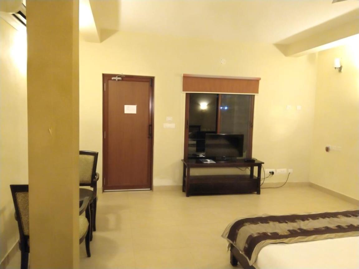 River Roost Resort Mangalore Exterior photo